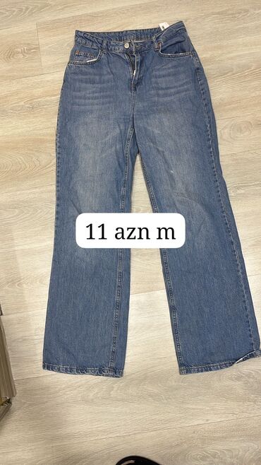 Jiletlər: Məhsullar: - Qara jilket/ceket: zipli ön hissə, yanlarda qapaqlı və — 7