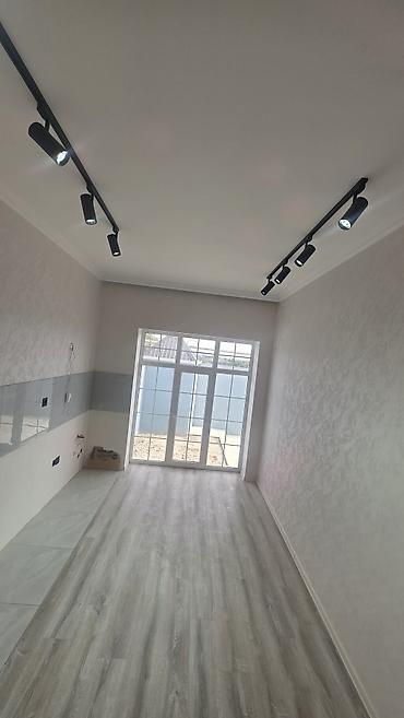 agcabedi ev satilir: 4 otaqlı, 130 kv. m, Yeni təmirli — 6