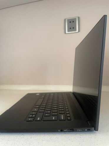 Digər noutbuklar və netbuklar: Intel Core i7, 15.6 " — 3