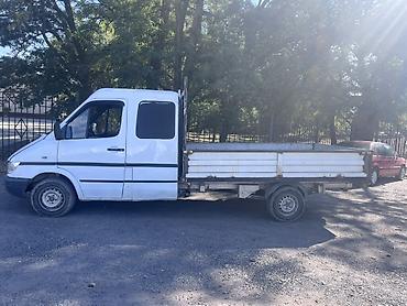 Грузовой бортовой автомобиль Mercedes‑Benz Sprinter (кабина