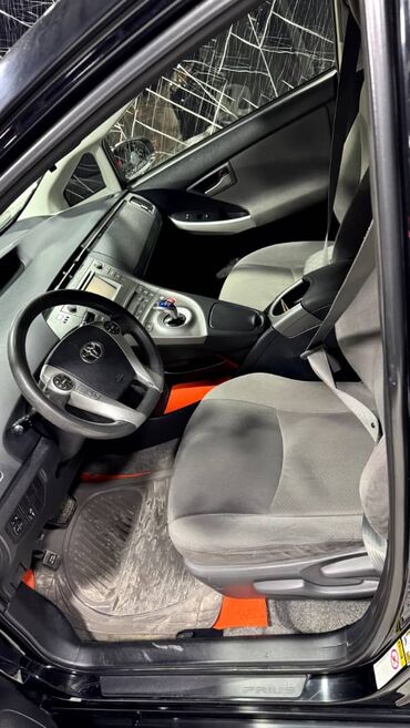 Toyota: Toyota Prius: 2015 г., Гибрид — 6