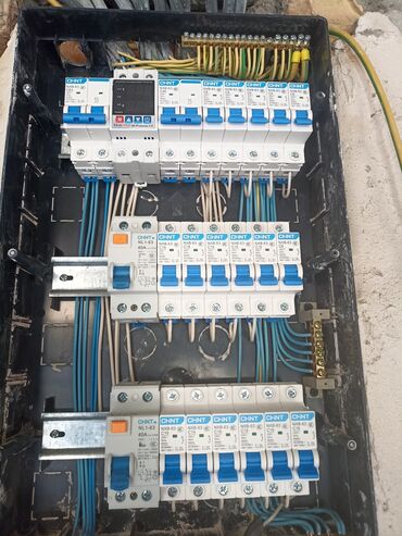 Электрики: Электрик | Установка счетчиков, Установка стиральных машин, Демонтаж электроприборов Больше 6 лет опыта — 3