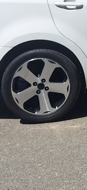 benve em 5: Kia rio ucun 17 R. disk teker iwlenmiw