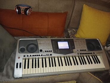Musiqi alətləri üçün ləvazimatlar: Sintezator, Yamaha