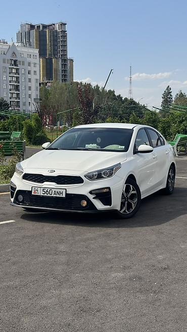 Kia Forte: 2020 г., 2 л, Автомат, Бензин, Седан