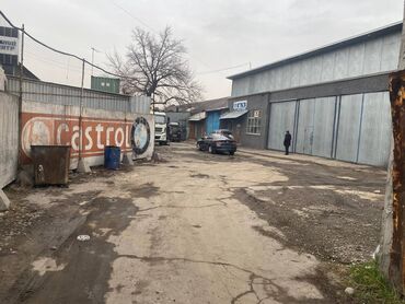 Автобизнес: Продаю СТО, 653 м²,Действующий, С оборудованием, Комната ожидания