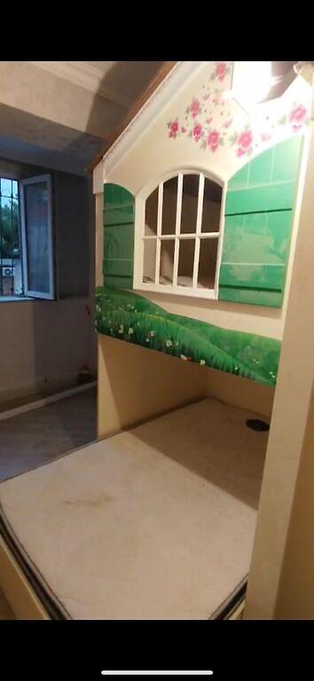 xırdalan mebel: Oğlan və qız üçün, İşlənmiş, Çarpayı, Matras ilə, Siyirməli — 5