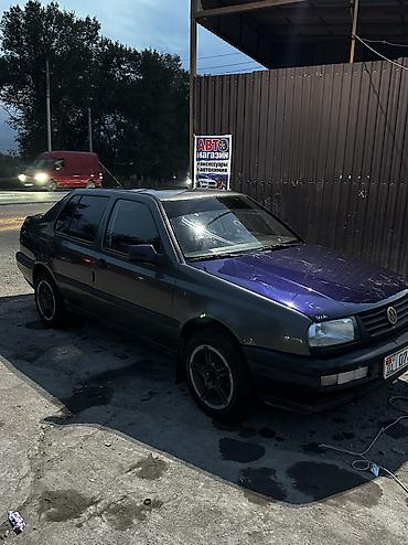 Унаа сатуу: Volkswagen Vento: 1994 г., 1.8 л, Кол менен иштөөчү, Бензин, Седан — 7