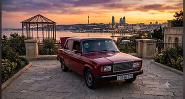 опел зафира б: VAZ 2107, qırmızı rəng, sedan gövdə. Klassik kvadrat dizayn, xrom ön — 2