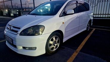 Toyota: Toyota Ipsum: 2003 г., 2.4 л, Автомат, Бензин, Минивэн