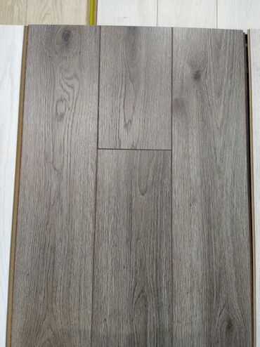 ozu yapisan panel: Laminat, Sinif - 32, Zəmanətsiz, Kredit yoxdur