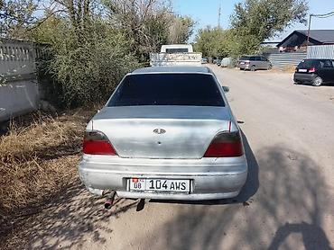 неки: Daewoo Nexia: 1994 г., 1.5 л, Механика, Бензин, Седан — 3
