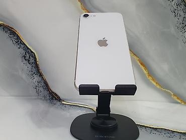 Apple iPhone: IPhone SE 2020, Б/у, 64 ГБ, Белый, 76 % — 5