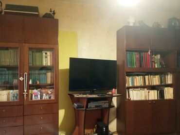 сатам алам: 2 комнаты, 46 м², 104 серия, 2 этаж, Старый ремонт