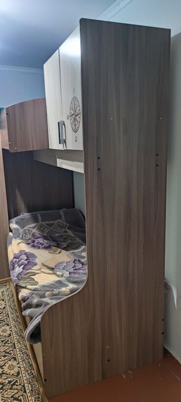 шкафы б у: Продаю двух яростную кровать Stone island, со шкафом на 7 фото, Б/У