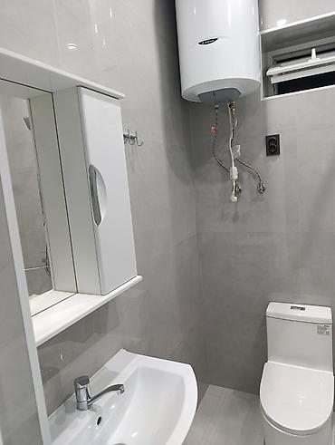 Продажа коттеджей и домов: 6 комнат и более, 400 м², 12 соток, Бишкек, Собственник — 15