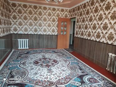 квартира 2 комнатная в Кыргызстан | Долгосрочная аренда квартир: 2 комнаты, 42 м², 4 этаж, Старый ремонт, Центральное отопление
