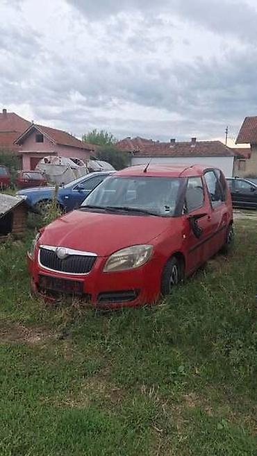 tabla za alat: ŠKODA ROOMSTER - KOMPLETAN AUTO U DELOVIMA | U ponudi sve vrste — 1