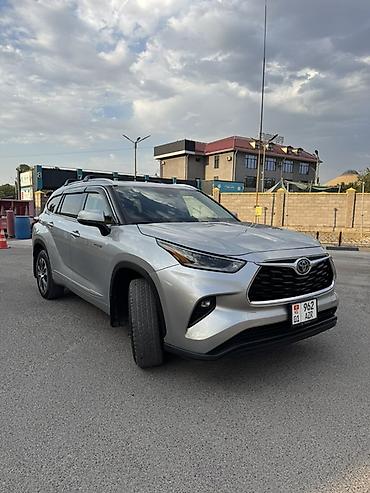 Toyota Highlander: 2021 г., 2.5 л, Вариатор, Гибрид, Кроссовер