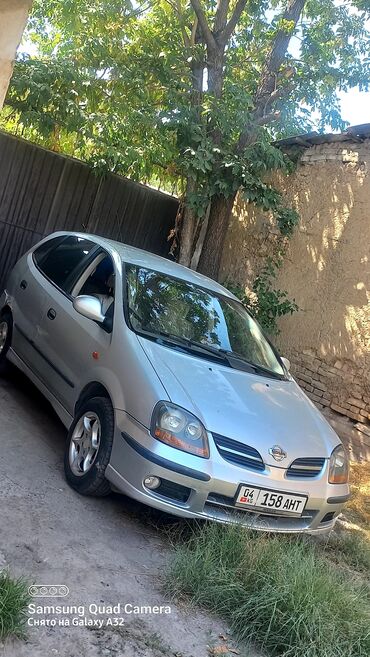 м10 скутер: Nissan Almera Tino: 2001 г., Хетчбек