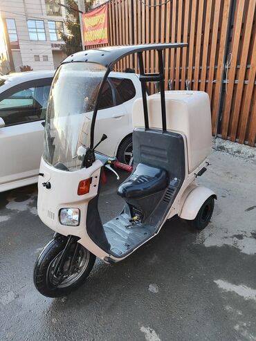 трициклы электромопед: Скутер Honda, 50 куб. см, Бензин, Б/у