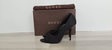 Women's Footwear: Γόβες Gucci. Εκτύπωση μονογράμματος. Αυθεντικός. Αριστη κατάσταση
