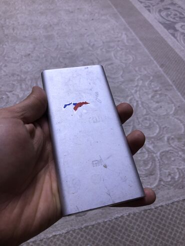 платиновые номера о: Продаю повербанк
10.000
micro usb 
usb 2.0 x2
торг есть