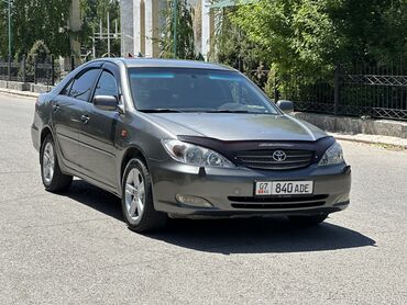 Toyota: Toyota Camry: 2002 г., 2.4 л, Механика, Бензин, Седан