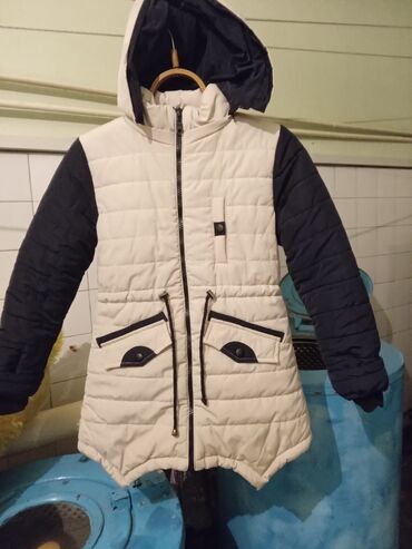 пуховик на девочку: Куртка зимняя девочка 10 - 11лет1000сом