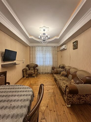 i̇smayıllı kirayə ev: 3 otaqlı, Yeni tikili, 73 kv. m