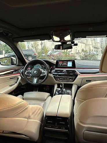 бмв салон: BMW 5 series: 2019 г., 4.4 л, Бензин, Седан — 6