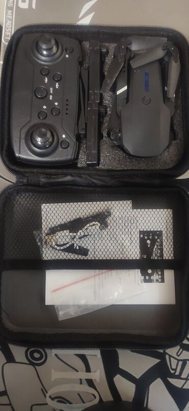 игрушечный вертолёт на пульте управления: Продам квадрокоптер,состояние хорошее,детям поиграть пойдет,есть