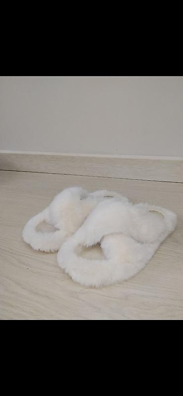 Другая женская обувь: Отдаю вещи даром.
Пишите, если нужно — 5