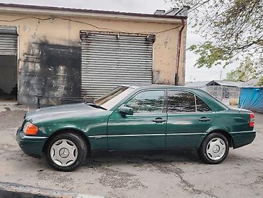 mercedes stop 2000: Mercedes-Benz C 200: 1.8 l | 1994 il Sedan — 4