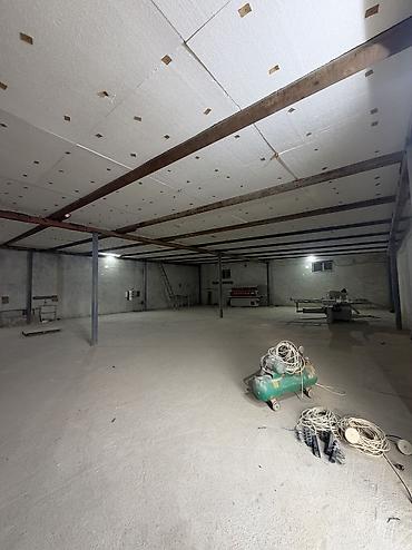 arendaya moyka 2026: Ağ şəhər (city park mall yanı) anbarlar icarəyə verilir. Qapalı həyət — 9