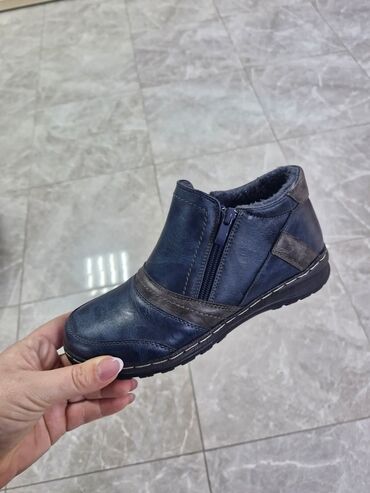 Čizme: Čizme, 36 — 2