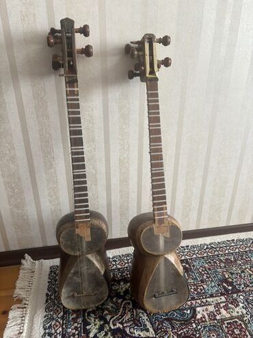 Tar: Tarlar satılır ideal vəziyyətdədirlər. hətta soldaki qədim tardır çox — 2