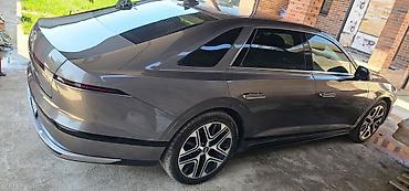 2022: Hyundai Grandeur: 2022 г., Седан — 3