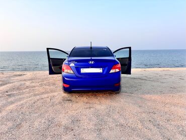 Hyundai: Hyundai Accent: 1.6 l | 2012 il Sedan — 4