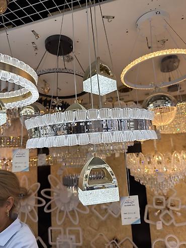 лед зеркало с подсветкой: Подвесные светильники и люстры с LED-подсветкой - Тип: дизайнерские — 1
