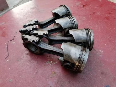 Auto delovi: Klipovi 79,00 Lada 2104 Karavan,2105,2107 Riva motor 1.3 Niva 1.6 — 7