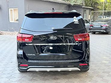 kia carnival 3: Kia Carnival: 2018 г., 2.2 л, Автомат, Дизель, Минивэн — 4