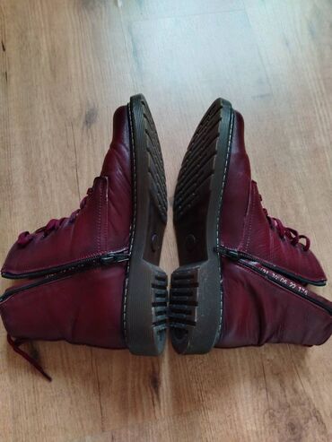 Gležnjače: Gležnjače, 39 — 7