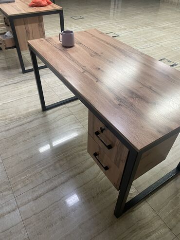 столы для колл центра: Кеңсе эмереги комплекти, Колдонулган, Өзү алып кетүү