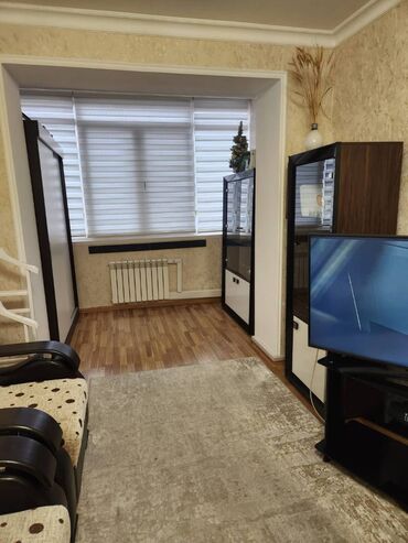 Uzunmüddətli kirayə mənzillər: Xətai rayonu, Afiyəddin Cəlilov küçəsində yerləşən, 5 mərtəbəli -da lalafo.az — 3 Uzunmüddətli kirayə mənzillər: Xətai rayonu, Afiyəddin Cəlilov küçəsində yerləşən, 5 mərtəbəli — 3