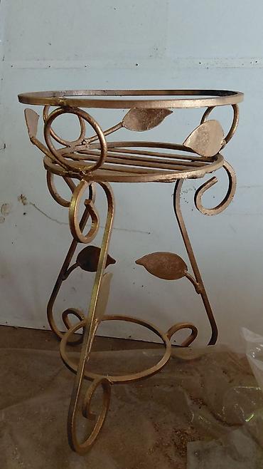 dibcek qablari: Metall bitki stendi – dekorativ qızılı rəng - Material: möhkəm metal — 1