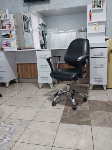 Salon, tibbi mebel dəsti: Gözəllik salonu üçün tam işlək mebel və avadanlıq paketi - İki iş yeri — 6