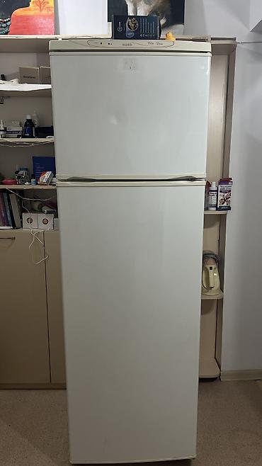 Продам неработающий холодильник, без фриона at lalafo.kg Продам неработающий холодильник, без фриона