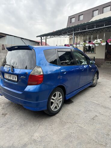 хонда авенсиз: Honda Fit: 2005 г., 1.5 л, Автомат, Бензин, Хетчбек