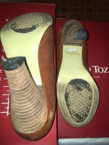 Туфли: Кожаные стильные туфли (Корея) Открытый Носок. Размер на 36,5-37,5 at lalafo.kg — 19 Туфли: Кожаные стильные туфли (Корея) Открытый Носок. Размер на 36,5-37,5 — 19